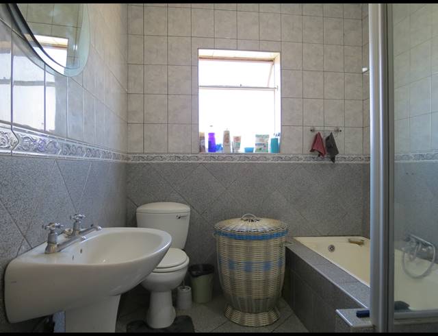3 BEDROOM DUPLEX FOR SALE IN GROBLERPARK